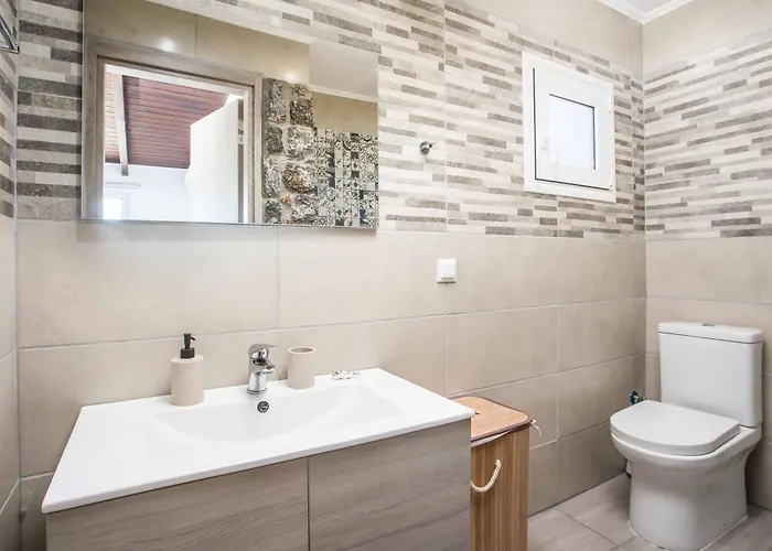 Kalimera By The Sea Villa *