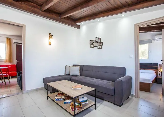 Kalimera By The Sea *