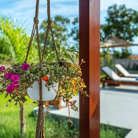 Kalimera By The Sea Villa *